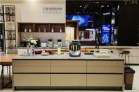 多年的老厨房里有无数凹槽？ 三翼鸟助您在 7 天内恢复活力