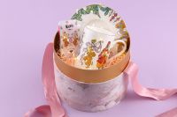 俄罗斯皇瓷罗蒙诺索夫与KisKis联手推出限量版《一千零一夜》