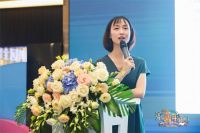 “来，躺下！” 富森美沙发节火热推出。 沙发消费数据报告正式发布