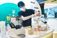 品茶“智”在知春茶艺机三周年庆典上发挥智能新突破