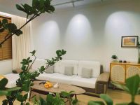 2023奶油风墙面颜色推荐：晨阳水漆珠贝色墙面配色又甜又暖又治愈！