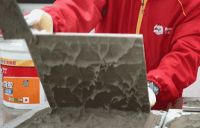 单面上料贴砖，又快又牢？别信！