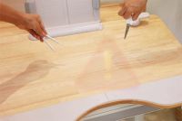 如何正确养护清洁学习桌椅