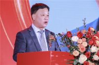 当游泳冠军遇上品质冠军，森歌牵手张雨霏“泳”领智能水洗新赛道