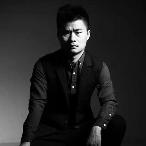 设计师专访｜八弍弎设计工作室罗亚希：专注设计，热爱生活