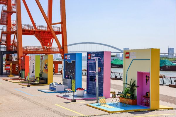 全新「乐高®风家居指南」,限时登陆徐汇滨江,邀您玩出家的新灵感