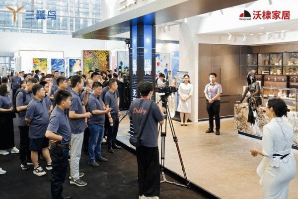 从零靠墙到智能操控,三翼鸟携自有品牌沃棣家居重塑家居生活体验