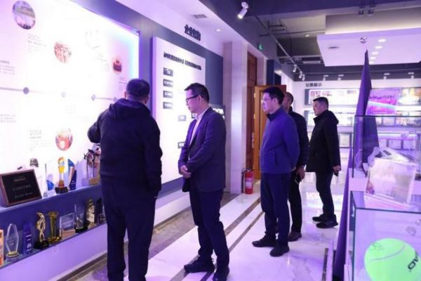 住建部科技与产业化发展中心赴业之峰集团调研:装修人民满意的好房子