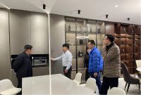 省室内装饰协会&省门业协会走访广东同福嘉利尚品武汉馆