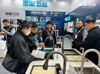 顶固五金全球联展第4站·武汉丨闪耀武汉整装定制家居展，实现华中关键一跃