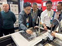 顶固五金全球联展第4站·武汉丨闪耀武汉整装定制家居展，实现华中关键一跃