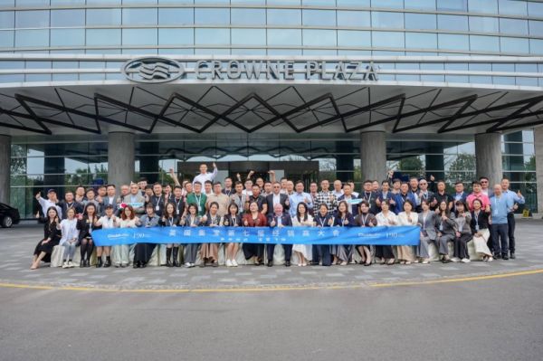 集势领航,宝鹭飞扬