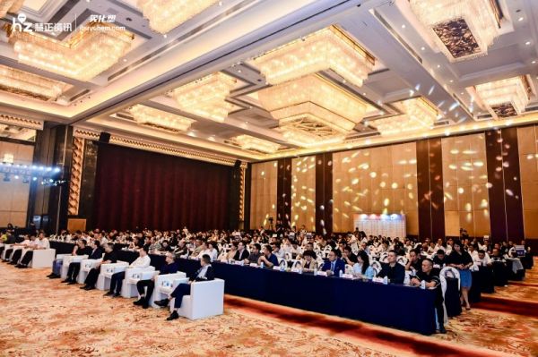 双擎标杆 三棵树荣膺“仿石涂料影响力品牌”等多项大奖