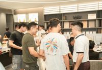 从三亚新品发布、清水湾店开业观行业趋势，嘉斯顿为经销商指三条发展明路