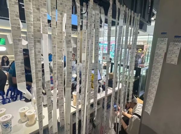 破局餐饮业多重困局,添可炒菜机器人成小商家效率革命新引擎