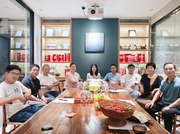 【协会新闻】全联家具装饰业商会产业工人委员会暨芝麻装中国好工匠平台天津办公室召开核心理事会...