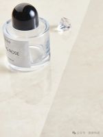 鹰牌陶瓷觅境系列｜落基米灰——秋色漫过山峦，感受自然呼吸