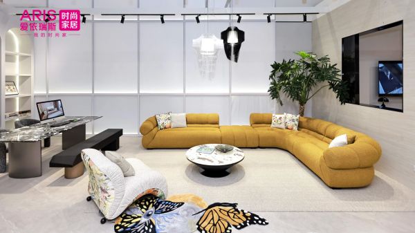 时尚与舒适的卓越平衡，爱依瑞斯羊角包沙发荣获金造奖