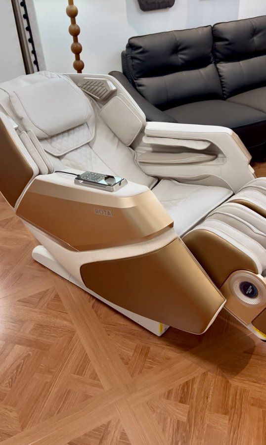 客厅C位新选择：荣泰A60Max按摩椅体验，是鸡肋还是“真香”？