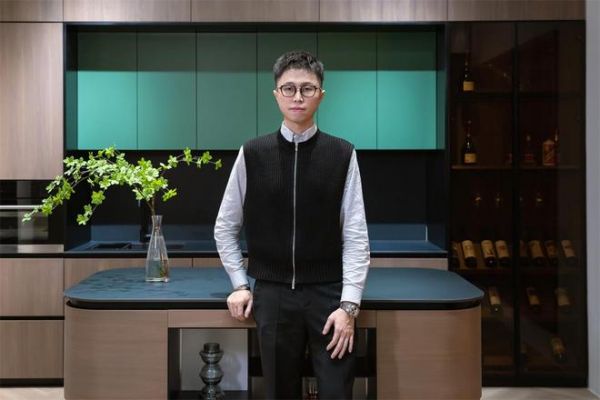 时代浪潮中的家居革新者：刘守易的商业哲学与产业抱负