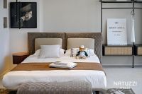 Natuzzi Italia 携手宾利：一场跨越“驾乘”与“居家”的奢华对话