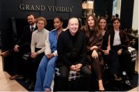 好眠蓄力破巅峰，金吉莉米兰冬奥短道速滑女子1500米摘金