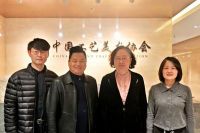 两会时间外的“红木声音”：李忠信的3月北京行，探讨行业的未来！