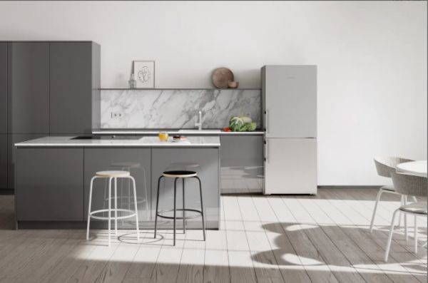 Liebherr利普赫尔臻献CBNsdh 7653冷藏冷冻组合冰箱，共赴春日好食光