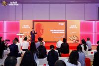 里斯张云：直击消费痛点 独角犀用“超耐磨”改写地板行业规则