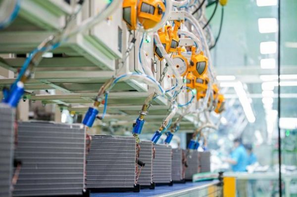 从“日本制造”到“学习中国”:AWE美的展区见证日本工匠精神的集体“补课”